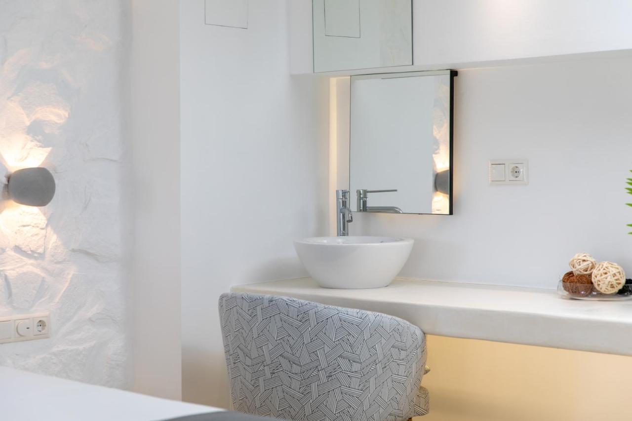 Marina'S Suites Naxos City Екстер'єр фото