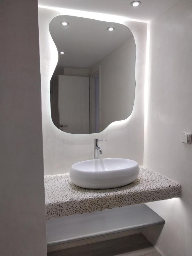 Marina'S Suites Naxos City Екстер'єр фото